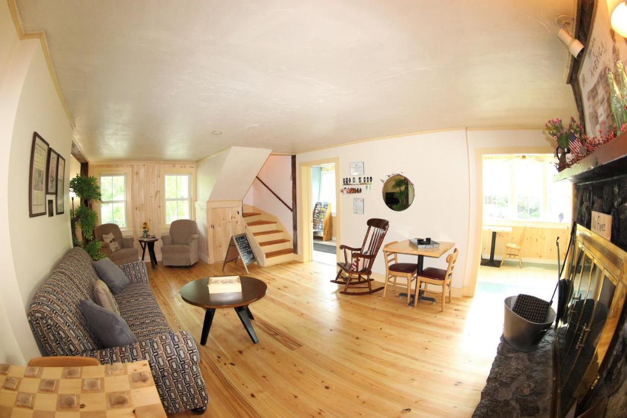 Brook Road Inn Goshen Εξωτερικό φωτογραφία